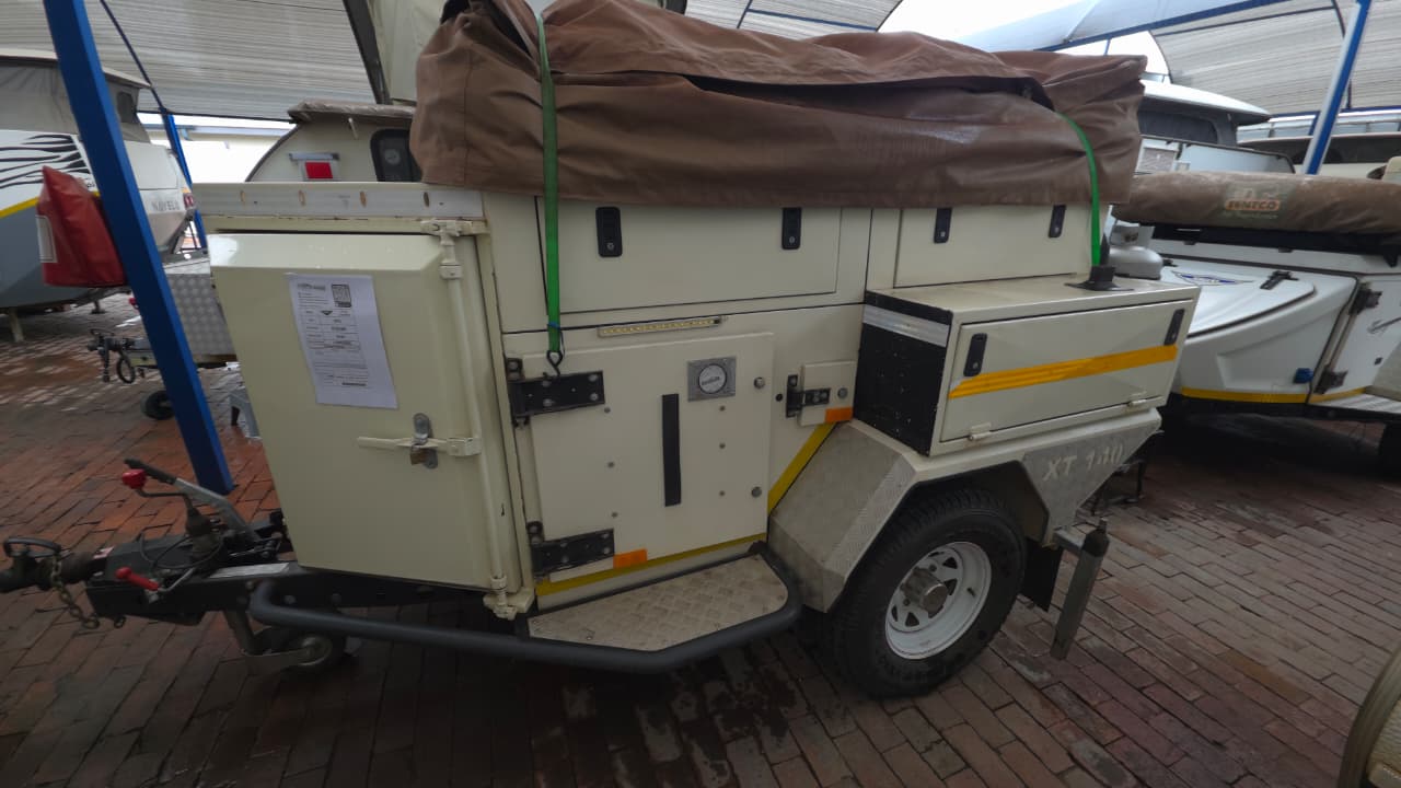 2015 Jurgens Safari XT140 Loadbox 2015 Jurgens Safari XT140 Loadbox